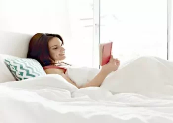 Làm sao để thức dậy sớm mà không mệt mỏi?