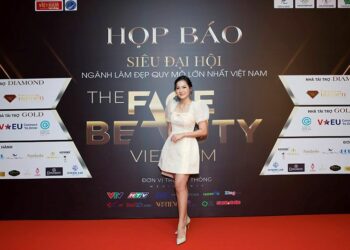 Giám đốc Nguyễn Thanh Nhạn thương hiệu NalBeauty xinh đẹp tham gia Họp báo sự kiện The Face Beauty 2022