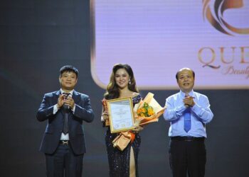 CEO Yến Quy vinh dự nhận Top 20 truyền thông và quảng bá Thương hiệu vàng làm đẹp Việt Nam – Hội nhập quốc tế