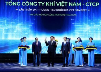 PV GAS nhận các danh hiệu doanh nghiệp xuất sắc năm 2022