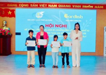 Mô hình điểm “cha mẹ đồng hành cùng con học tiếng anh để trở thành công dân toàn cầu” của Học viện Cardlish vừa triển khai đạt hiệu quả nổi bật