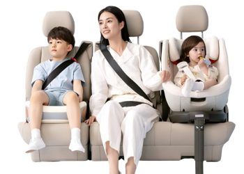Luật mới về thiết bị an toàn cho trẻ em trên xe ô tô sắp có hiệu lực: Phụ huynh Việt cần lưu ý gì?