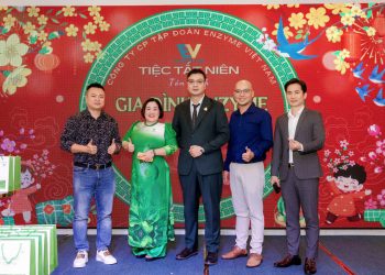 Công Ty Enzyme Việt Nam Tổ Chức Tiệc Tất Niên Cuối Năm